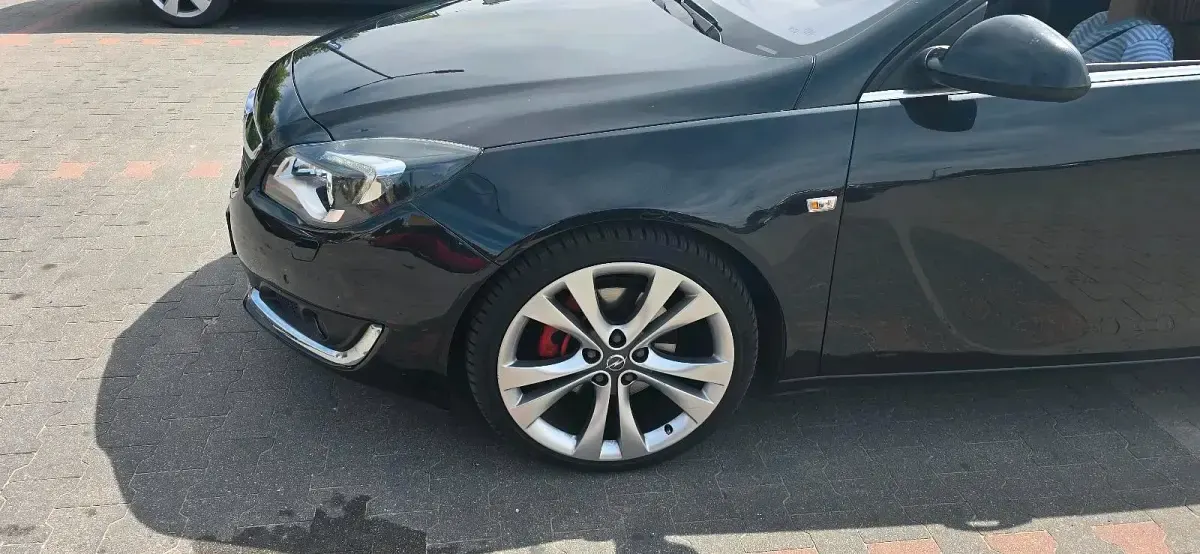 Gebraucht Opel Insignia Edition 195 PS (143 kW) 2015 Schwarz Kombi