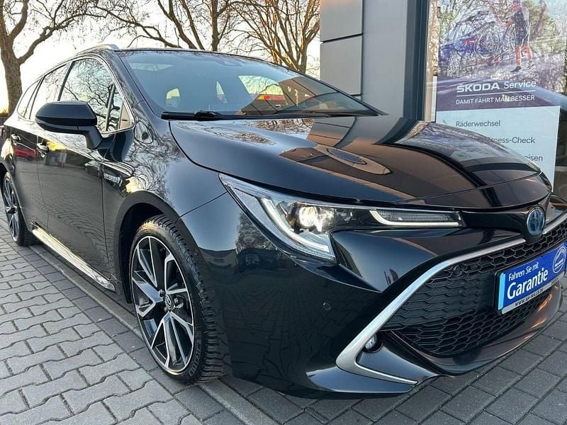 Gebraucht Toyota Corolla Lounge 152 PS (111 kW) 2019 Schwarz Kombi