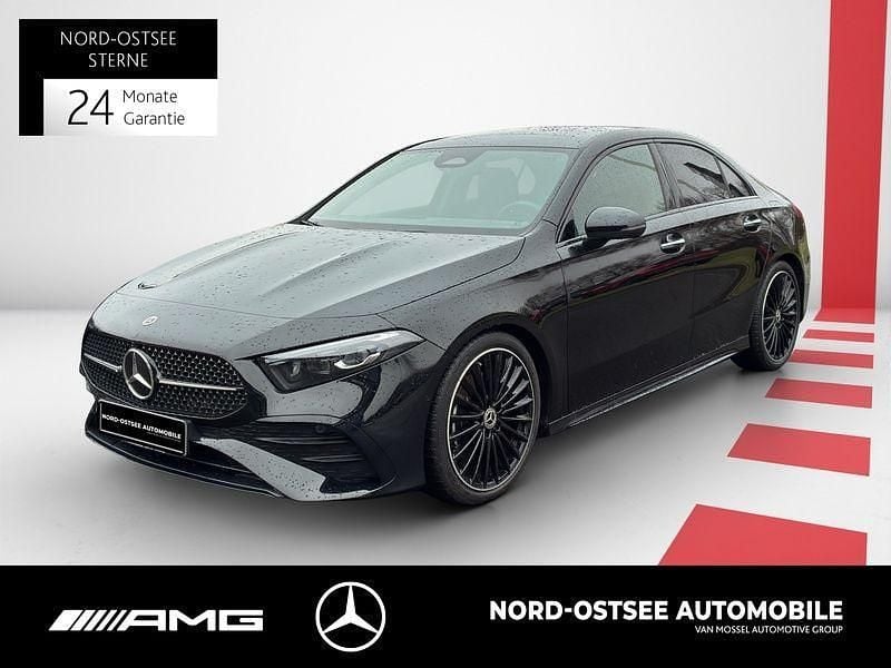 Gebraucht Mercedes A220 AMG line 190 PS (139 kW) 2025 Metalliclack kosmosschwarz Limousine