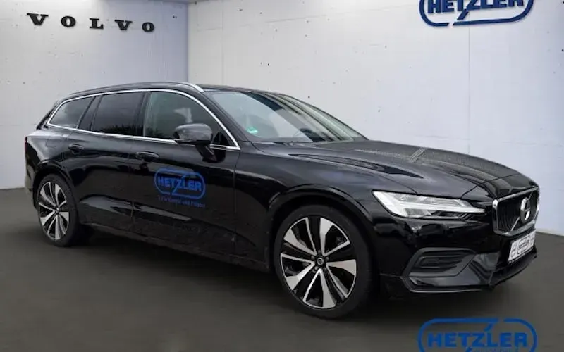Gebraucht Volvo V60 Business Edition 310 PS (228 kW) 2019 Schwarz Kombi