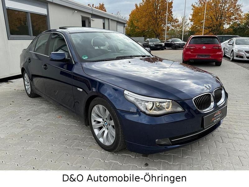 Blau Gebraucht 2008 BMW 523 Advantage Limousine | 5.990 € (Fairer Preis) - Bild 1/4