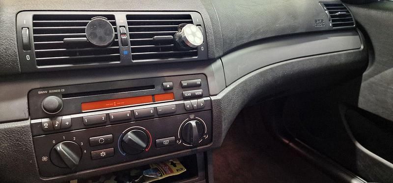 Gebraucht BMW 316 116 PS (85 kW) 2003 Silber Limousine