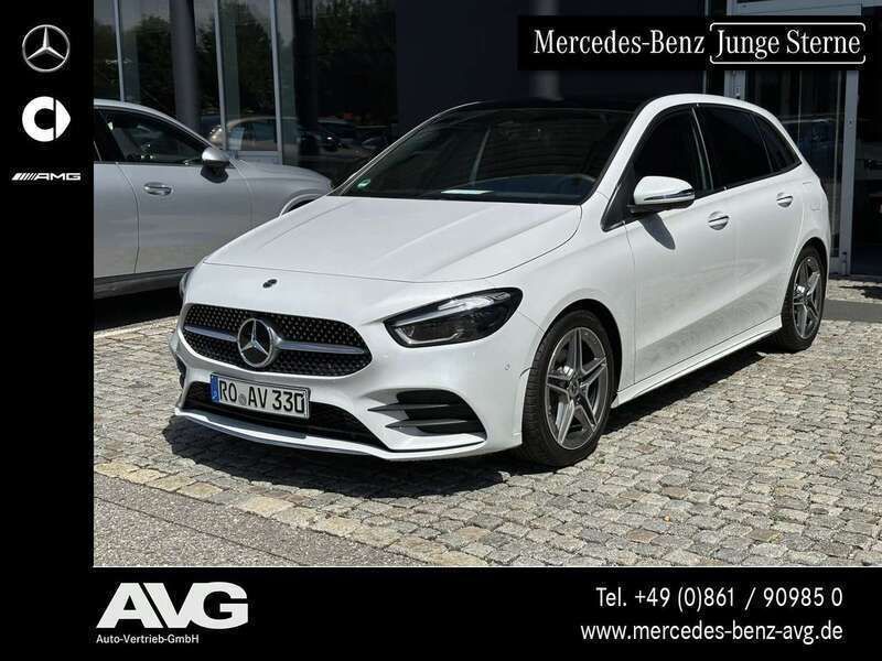 Digitalweiß Gebraucht 2024 Mercedes B180 AMG Line Premium Plus Van / Kleinbus | 34.800 € (Teuer) - Bild 1/4