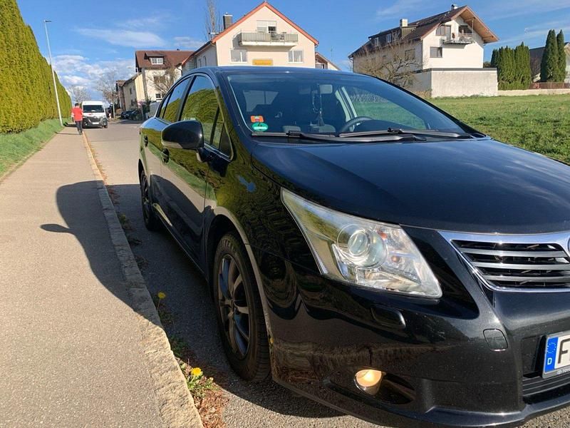 Gebraucht Toyota Avensis Edition 147 PS (108 kW) 2011 Schwarz Limousine