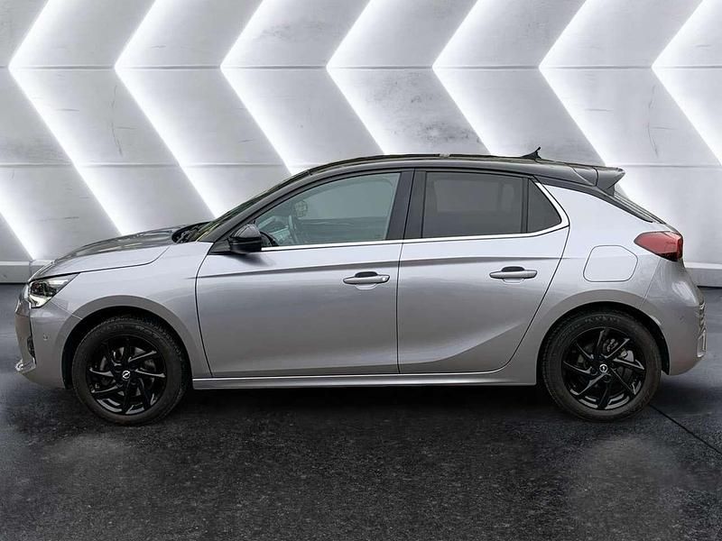 Gebraucht Opel Corsa Ultimate 131 PS (96 kW) 2022 Kontrast grau/quarz silber Kleinwagen