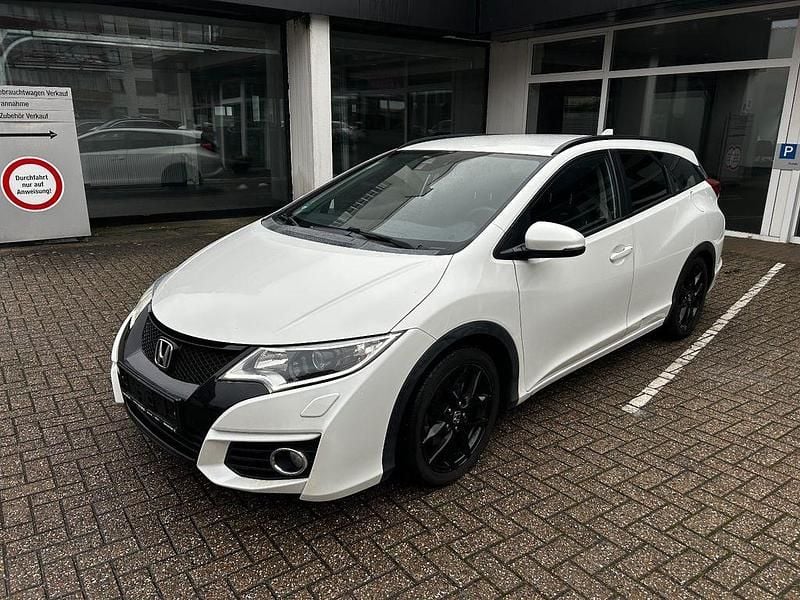 Weiß Gebraucht 2017 Honda Civic Elegance Kombi | 7.750 € (Superpreis) - Bild 1/4