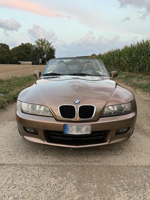 Braun Gebraucht 2000 BMW Z3 Cabrio | 18.000 € (Superpreis) - Bild 1/4