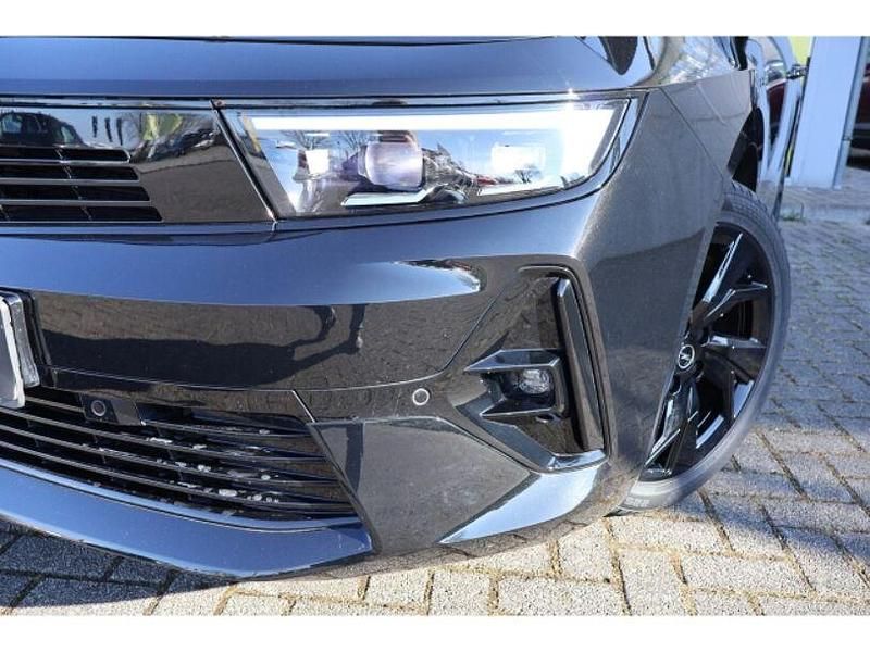 Gebraucht Opel Astra Ultimate 131 PS (96 kW) 2024 Schwarz Kombi