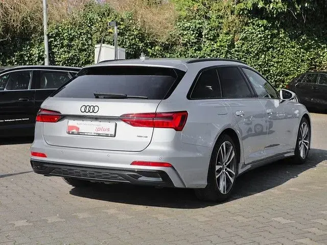 Gebraucht Audi A6 S-Line 299 PS (219 kW) 2025 Florettsilber metallic Kombi