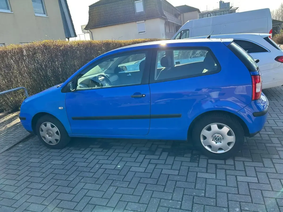 Używany VW Polo 54 KM (39 kW) 2002 Niebieski Hatchback