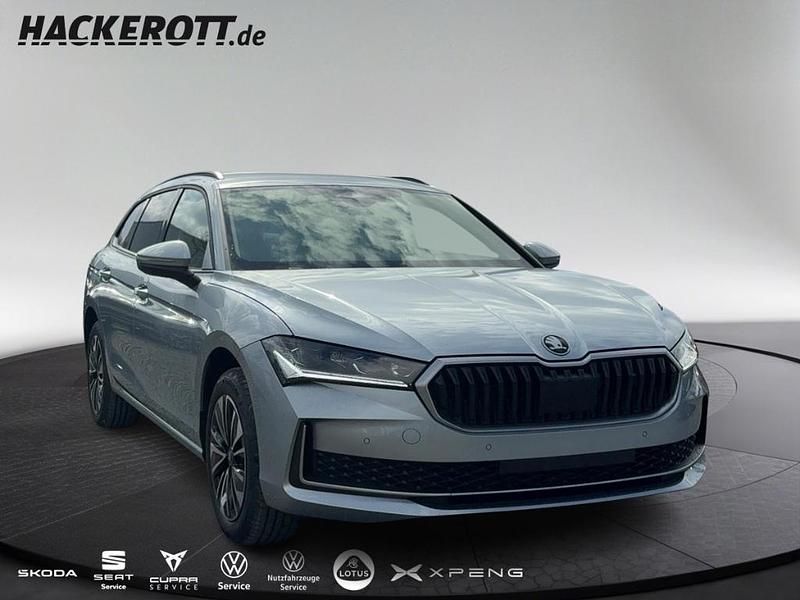 Neu Skoda Superb Selection 150 PS (110 kW) 2026 Grau Kombi