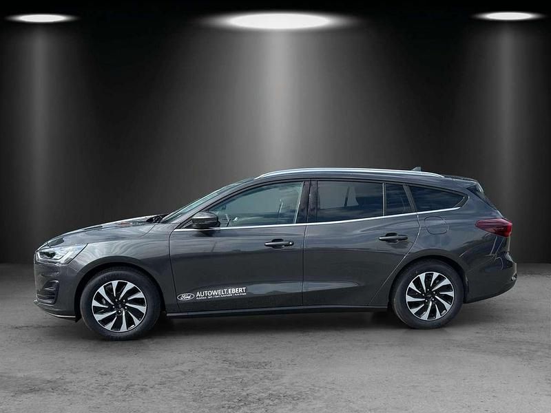 Gebraucht Ford Focus Titanium 125 PS (91 kW) 2025 Carbonized grey Kombi