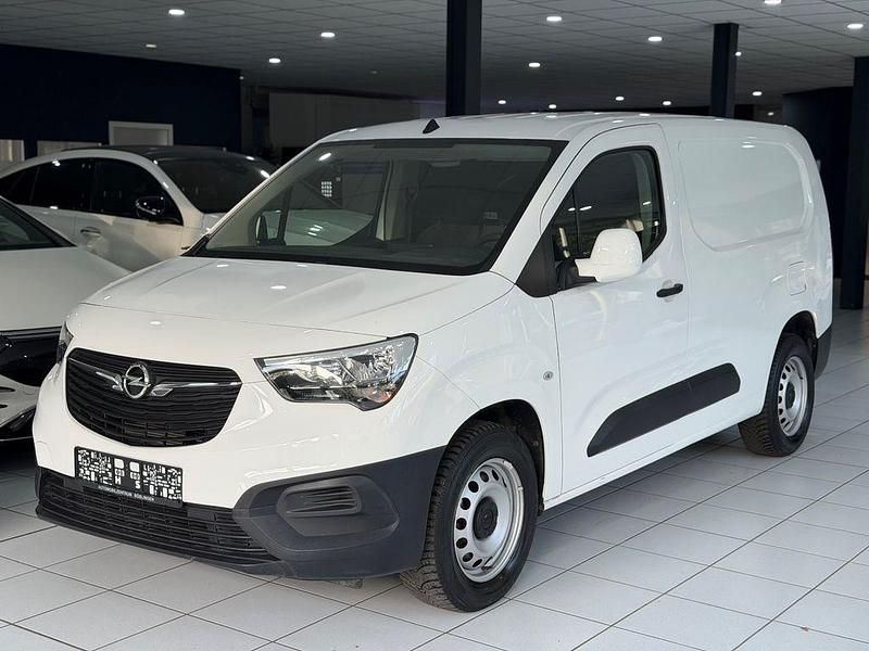 Weiß Gebraucht 2021 Opel Combo Edition Van / Kleinbus | 12.990 € (Superpreis) - Bild 1/4