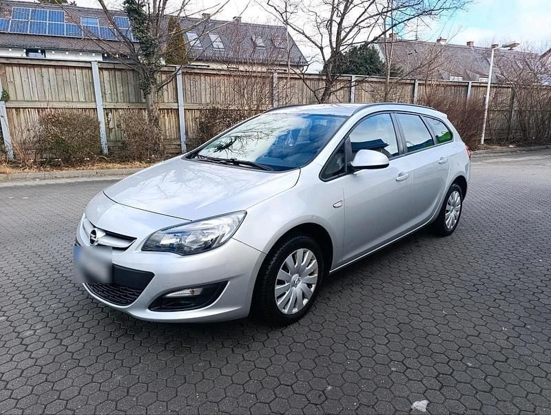 Gebraucht Opel Astra Sport 110 PS (80 kW) 2015 Silber Kombi