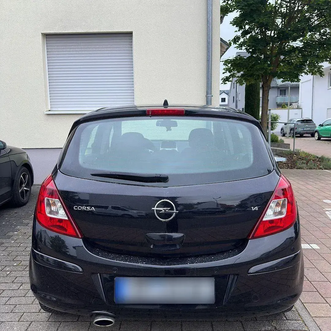 Gebraucht Opel Corsa Sport 90 PS (66 kW) 2007 Schwarz Kleinwagen