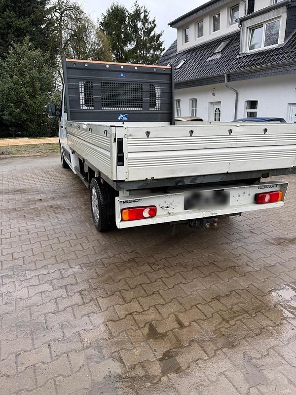 Gebraucht Renault Master 136 PS (100 kW) 2011 Weiß Van / Kleinbus