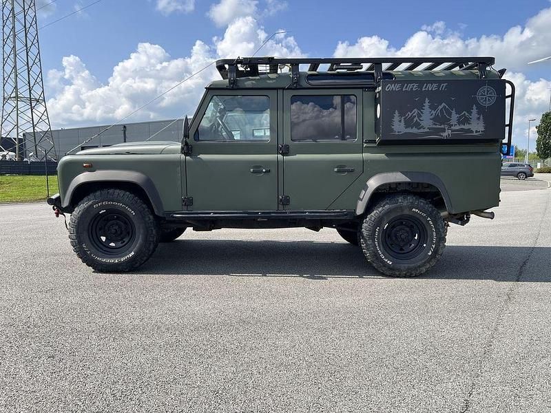 Gebraucht Land Rover Defender 122 PS (89 kW) 2013 Gruen SUV