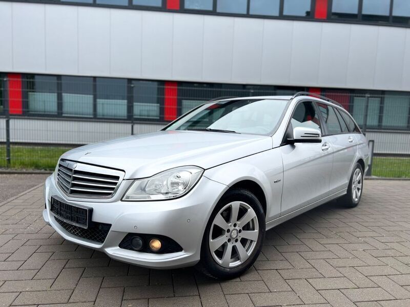 Gebraucht Mercedes C200 136 PS (100 kW) 2011 Silber Kombi
