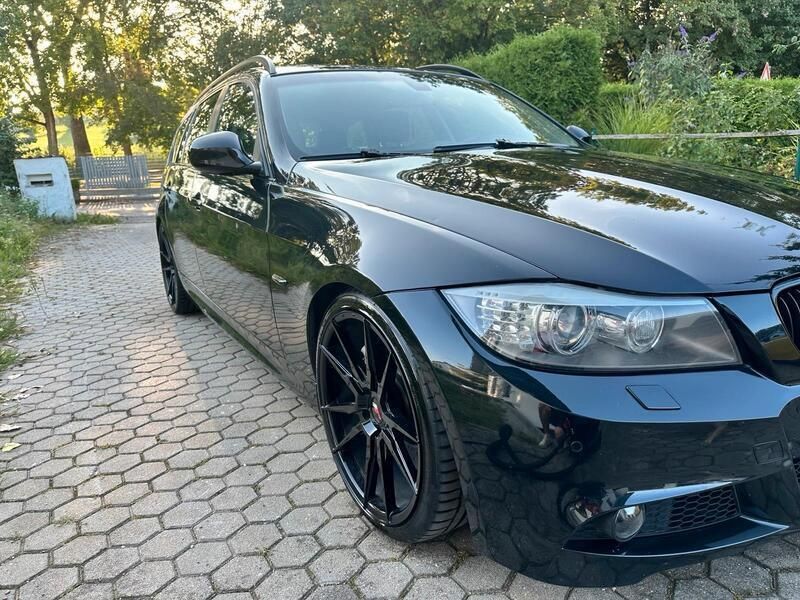 Schwarz Gebraucht 2009 BMW 335 Kombi | 16.990 € (Teuer) - Bild 1/4