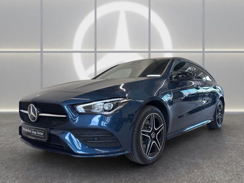 Blau Gebraucht 2020 Mercedes CLA250e Shooting Brake AMG Kombi | 27.760 € (Fairer Preis) - Bild 1/4