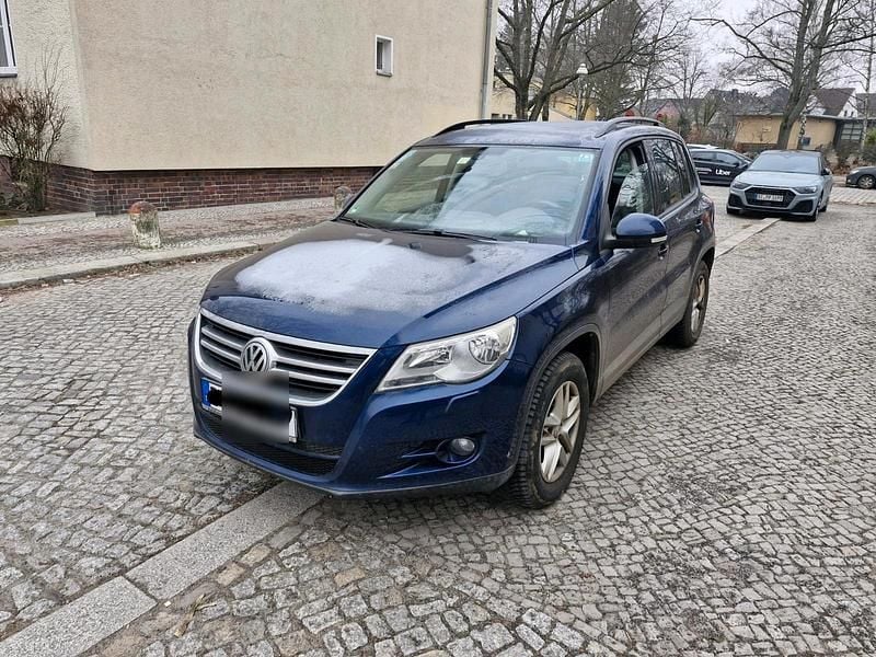 Blau Gebraucht 2009 VW Tiguan SUV | 4.299 € (Superpreis) - Bild 1/4