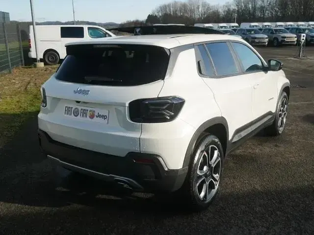 Neu Jeep Avenger Summit 101 PS (74 kW) 2026 Weiss SUV