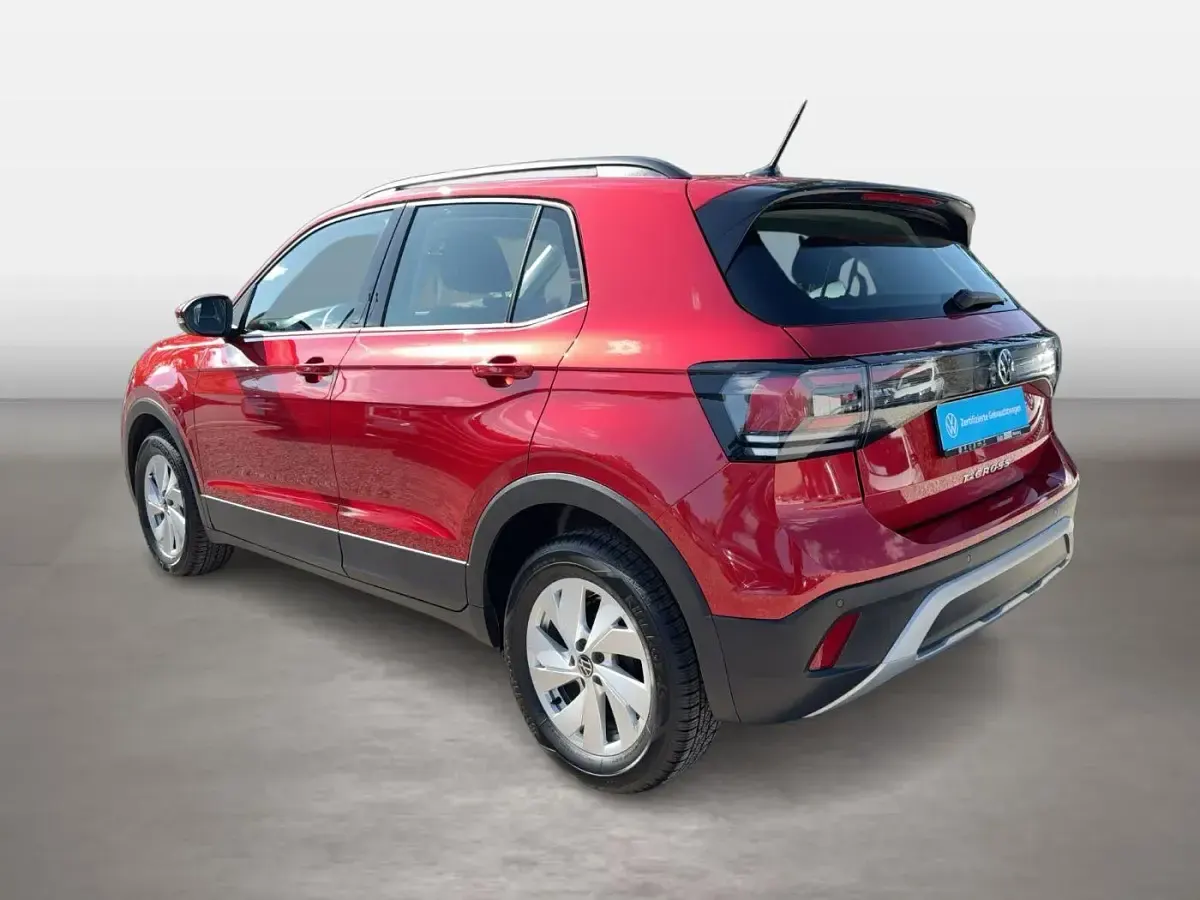 Gebraucht VW T-Cross Life 95 PS (69 kW) 2025 Rot SUV