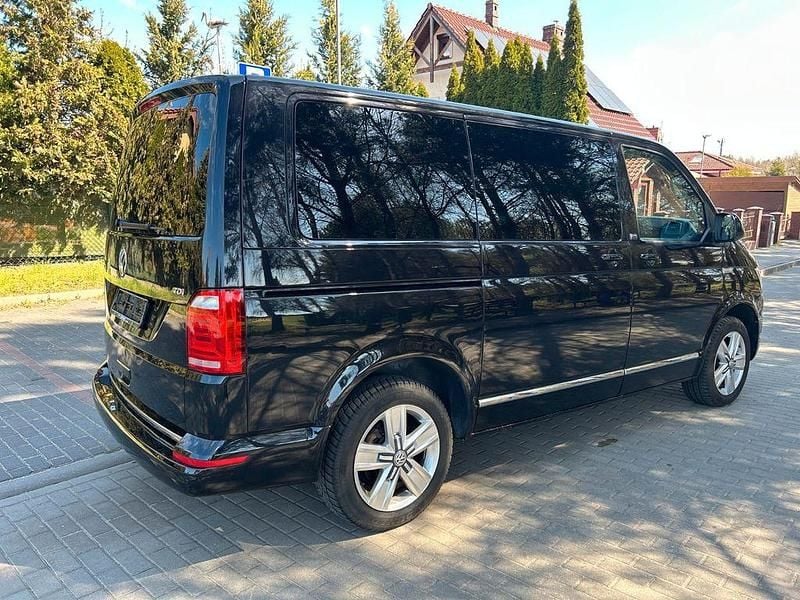 Second-hand VW T6 150 CP (110 kW) 2017 Negru Van