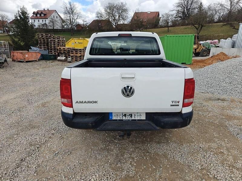 Gebraucht VW Amarok 122 PS (89 kW) 2012 Weiß Pickup