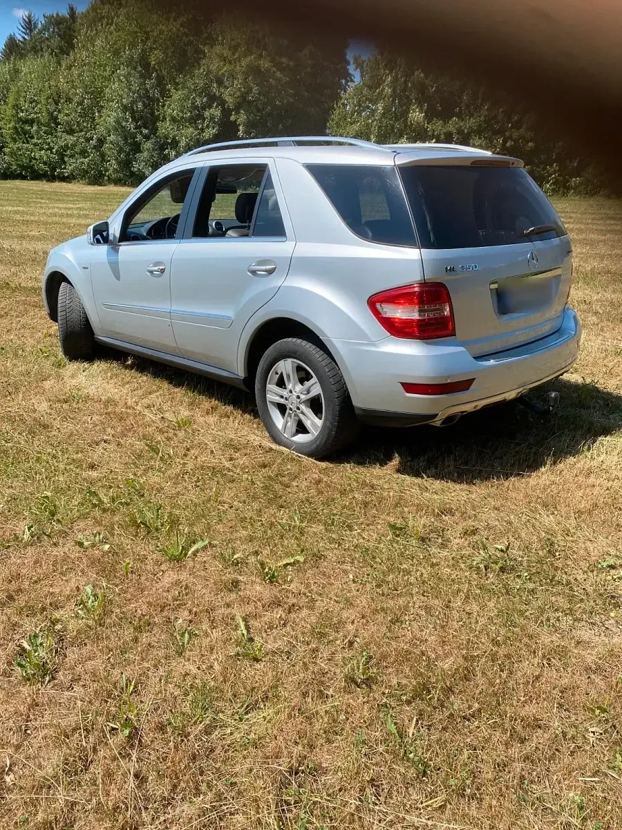 Gebraucht Mercedes ML350 230 PS (169 kW) 2011 Silber SUV