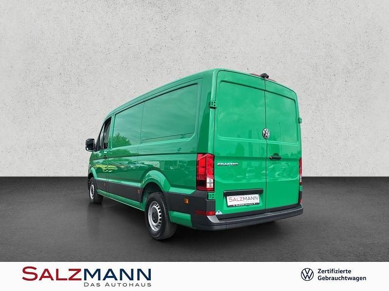 Gebraucht VW Crafter 163 PS (119 kW) 2024 Grün Van