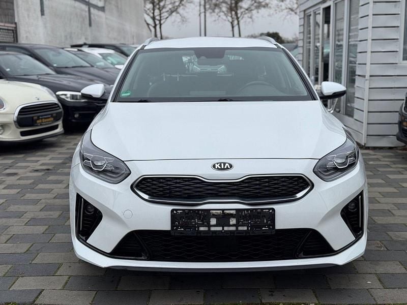Gebraucht Kia Ceed Sportswagon Spirit 105 PS (77 kW) 2020 (hw2) deluxeweiss met. Kombi