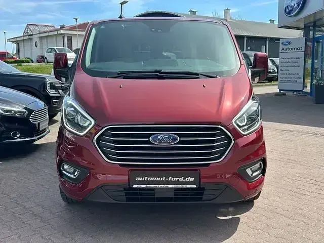 Gebraucht Ford Tourneo Custom Titanium X 185 PS (136 kW) 2021 Rot Van