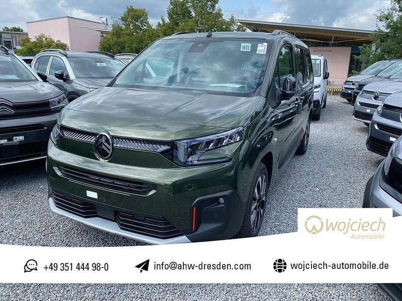 Grün Neu 2025 Citroën Berlingo XTR Van / Kleinbus | 32.990 € (Etwas zu teuer) - Bild 1/4