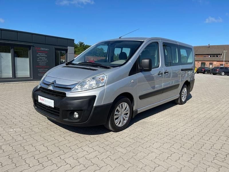Lackierung aluminiumgrau/metall metallic Gebraucht 2012 Citroën Jumpy Van / Kleinbus | 6.990 € (Fairer Preis) - Bild 1/4