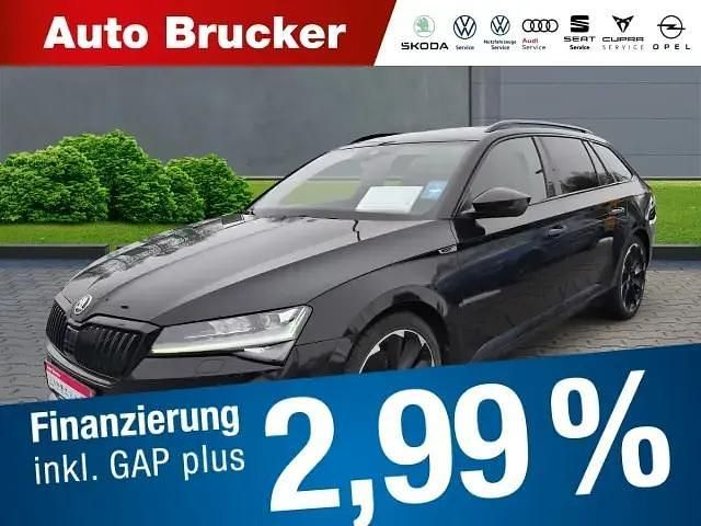 Schwarz Gebraucht 2021 Skoda Superb SportLine Kombi | 27.670 € (Teuer) - Bild 1/4