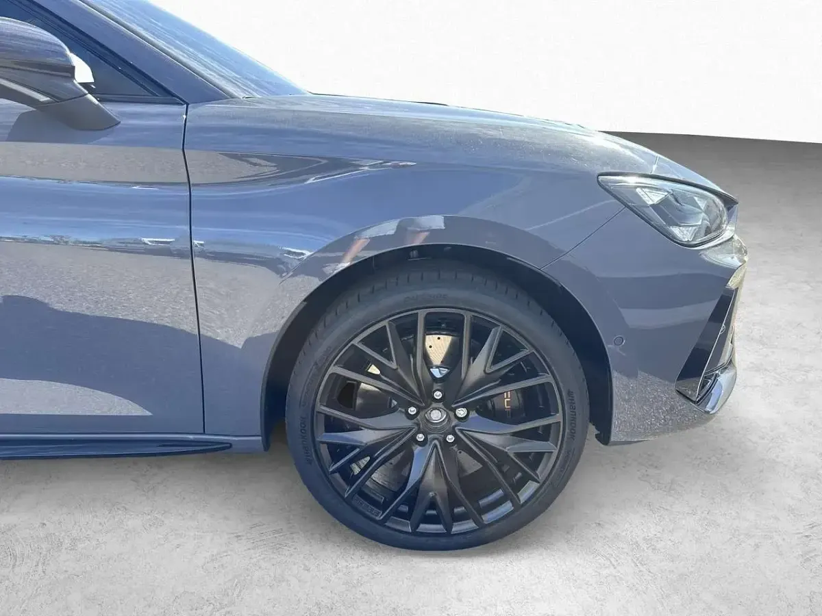 Neu Cupra Leon VZ 333 PS (244 kW) 2026 Graphene grau Kombi