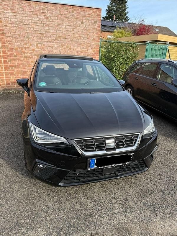 Schwarz Gebraucht 2021 Seat Ibiza Beats Kleinwagen | 17.200 € (Superpreis) - Bild 1/4