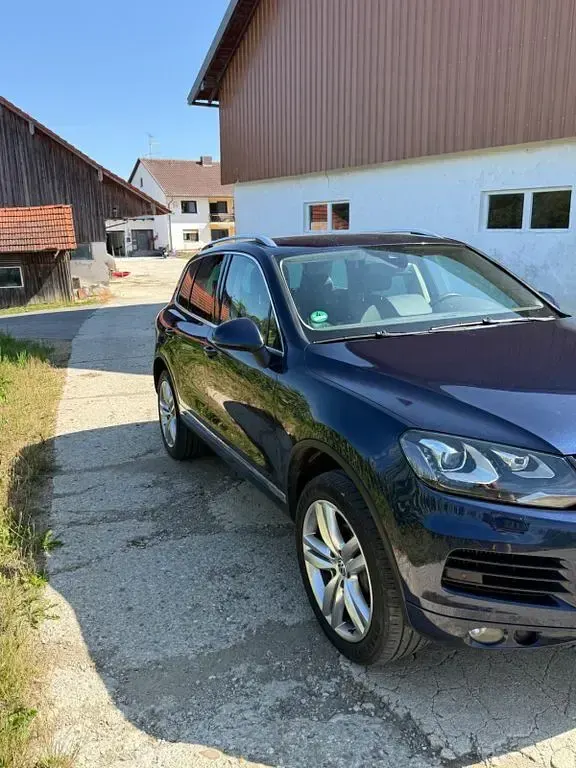 Gebraucht VW Touareg 241 PS (177 kW) 2010 Blau SUV