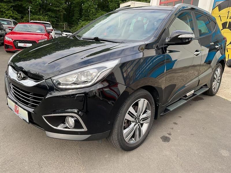 Schwarz Gebraucht 2014 Hyundai ix35 Premium SUV | 14.990 € (Etwas zu teuer) - Bild 1/4