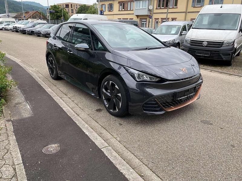 Usata Cupra Born 150 kW (204 CV) 2023 Grigio Utilitaria