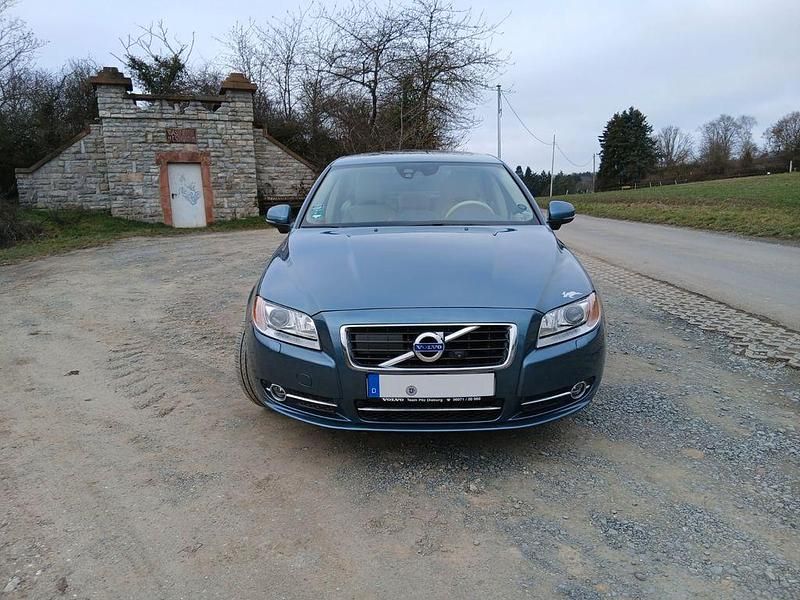 Gebraucht Volvo S80 Executive 215 PS (158 kW) 2011 Blau Limousine