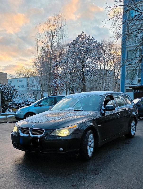 Gebraucht BMW 530 231 PS (169 kW) 2006 Schwarz Kombi
