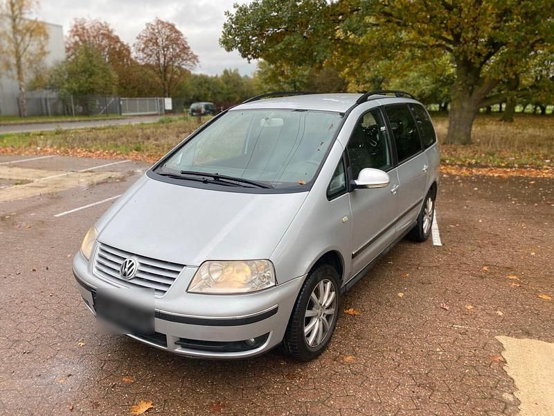 Silber Gebraucht 2005 VW Sharan Van / Kleinbus | 2.490 € (Guter Preis) - Bild 1/4