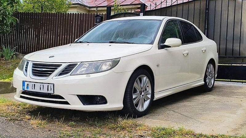 Weiß Gebraucht 2008 Saab 9-3 Linear Limousine | 4.750 € (Etwas zu teuer) - Bild 1/4