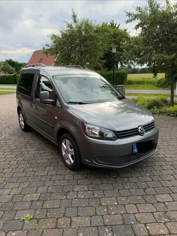 Gebraucht VW Caddy Edition 102 PS (75 kW) 2012 Grau Van / Kleinbus