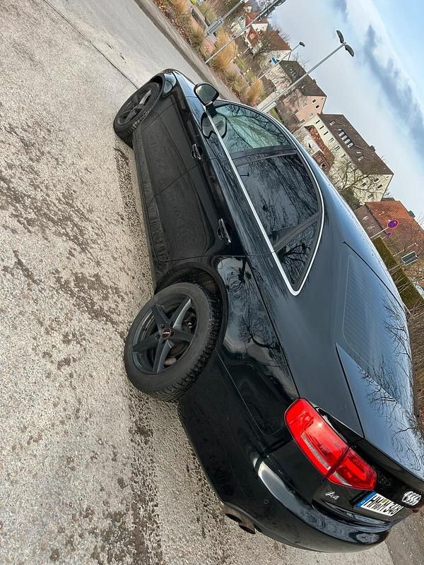 Gebraucht Audi A4 120 PS (88 kW) 2008 Schwarz Limousine