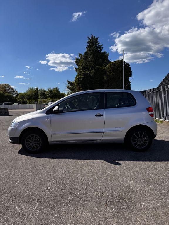 Usata VW Fox Refresh 55 CV (40 kW) 2010 Argento Utilitaria
