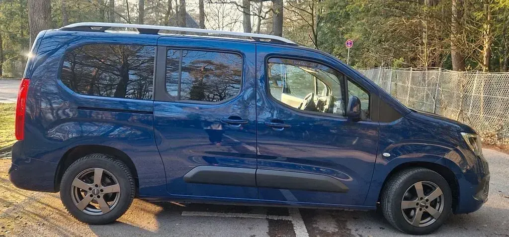Gebraucht Opel Combo Life Edition 110 PS (80 kW) 2019 Blau Van / Kleinbus