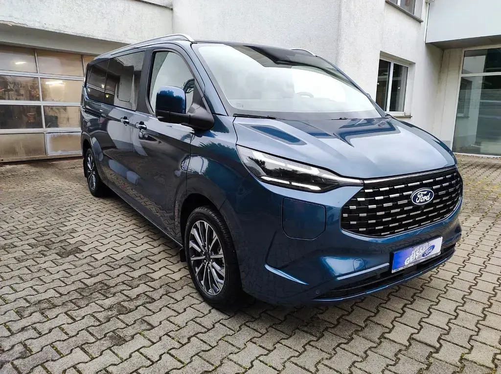 Neu Ford Tourneo Titanium X 232 PS (170 kW) 2026 Blau Van / Kleinbus